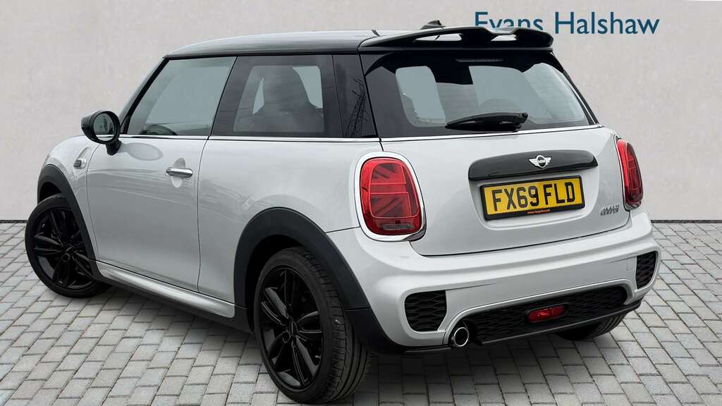 Mini Hatch 1.5 Cooper Sport II 2019 FX69FLD Silver #2