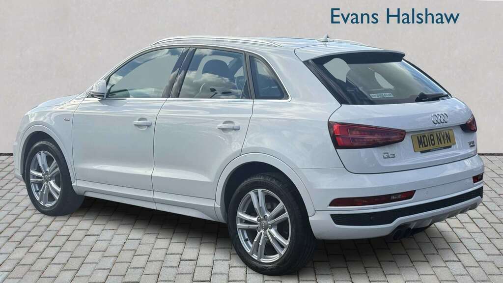 Audi Q3 2.0T Fsi Quattro S Line Edition S Tronic 2018 MD18NYN White #4