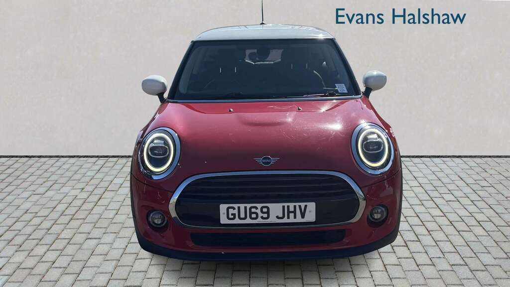 Mini Hatch 1.5 Cooper Classic II 2019 GU69JHV Red #3