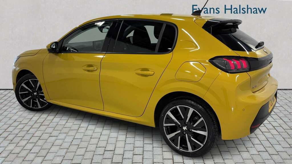 Peugeot 208 1.2 Puretech 100 Allure 2020 YT20MWY Yellow #2