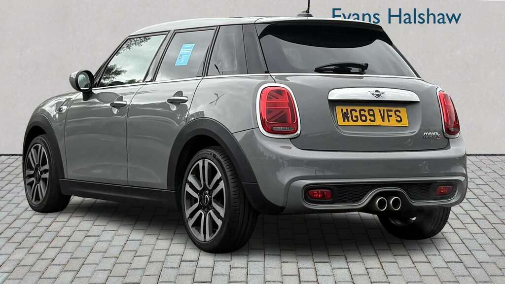 Mini Hatch 2.0 Cooper S Exclusive II 2019 WG69VFS Grey #2