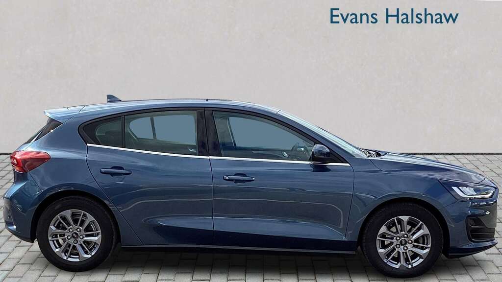 Ford Focus 1.0 Ecoboost Hybrid Mhev 155 Titanium 2023 CA72RVP Blue #3