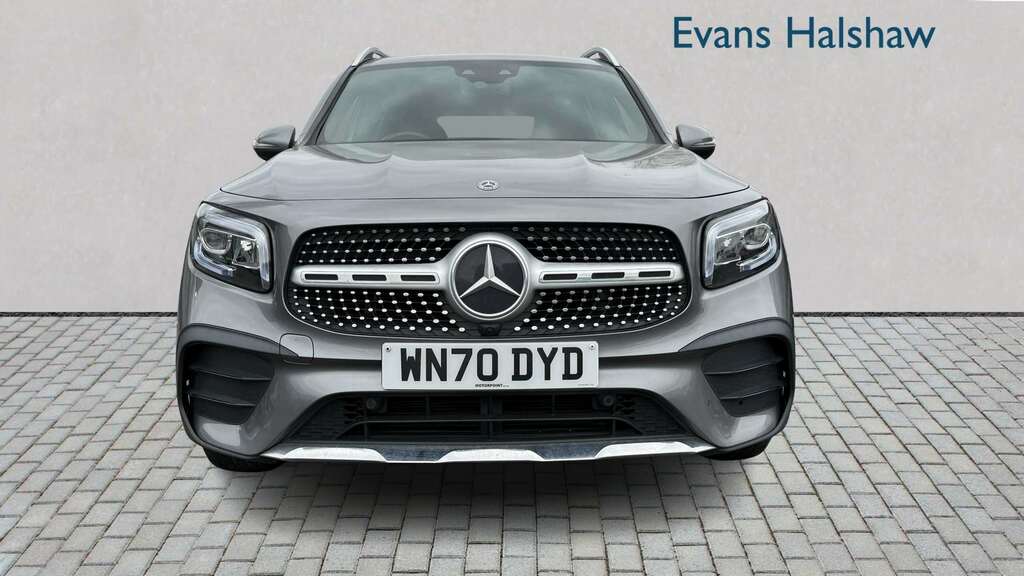 Mercedes-Benz GLB Class 220D 4Matic Amg Line Premium 8G-tronic 2020 WN70DYD Grey #4