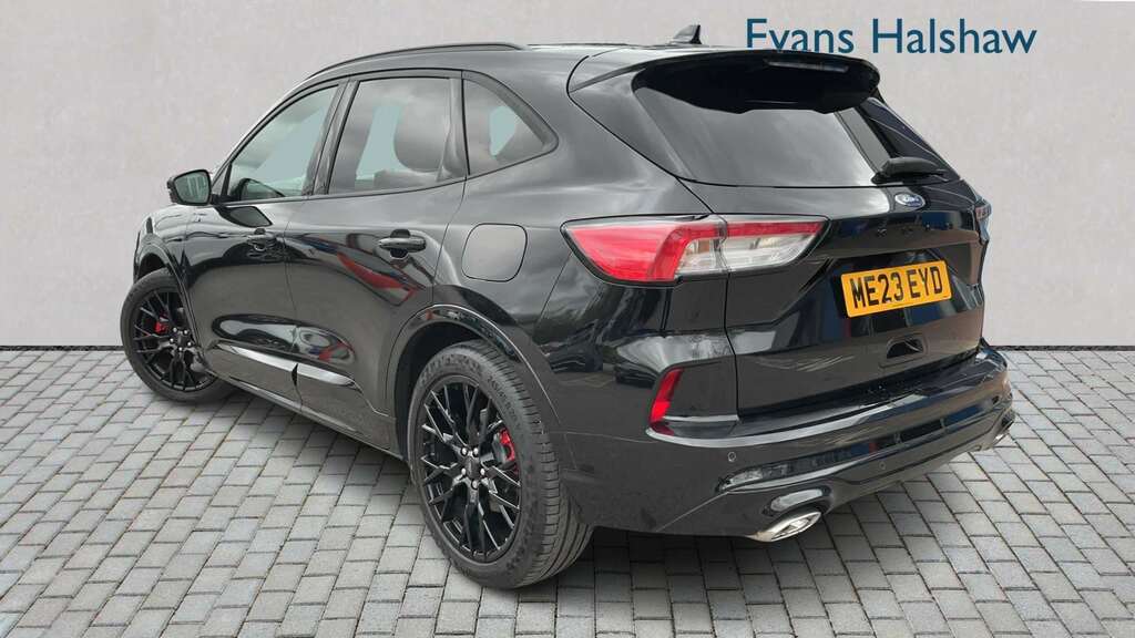 Ford Kuga 1.5 Ecoboost 150 Black Package Edition 2023 ME23EYD Black #2