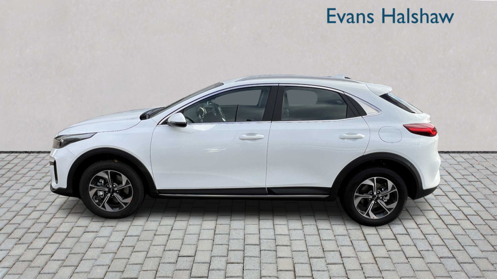 Kia Xceed 1.0T Gdi Isg 113 Pure Dct 2025 YY75FWC White #6
