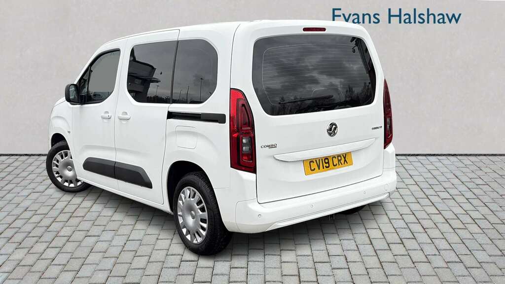 Vauxhall Combo Life 1.5 Turbo D 130 Design 2019 White