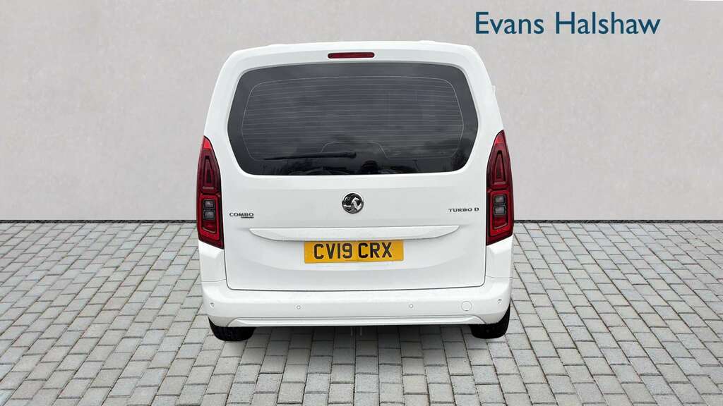 Vauxhall Combo Life 1.5 Turbo D 130 Design 2019 White #4