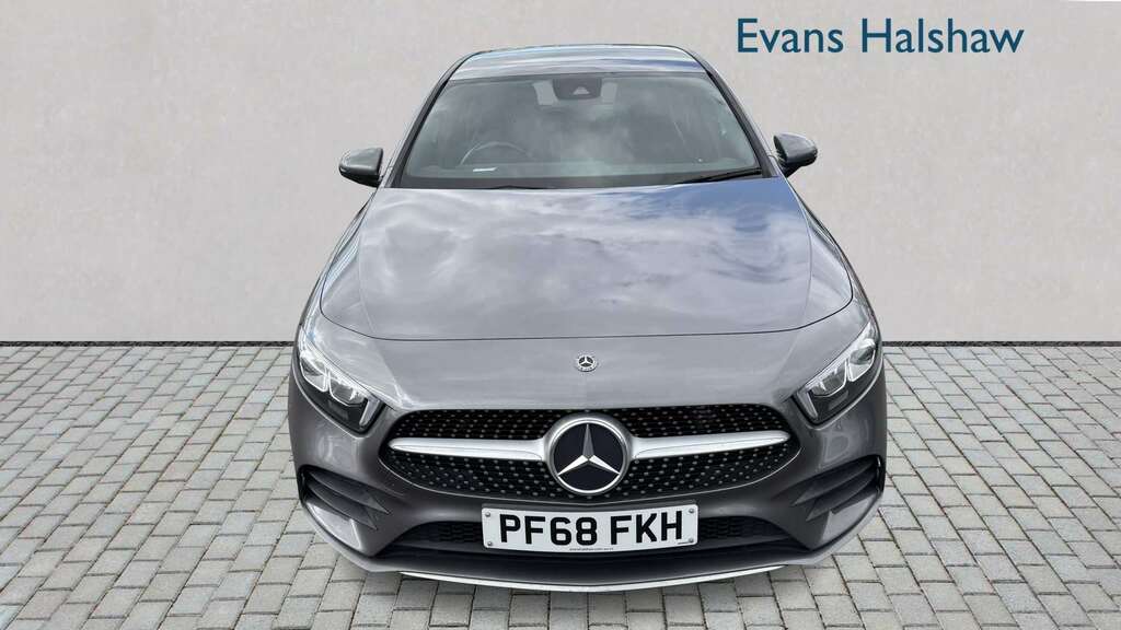 Mercedes-Benz A Class A200 Amg Line Executive 2018 PF68FKH Grey #4