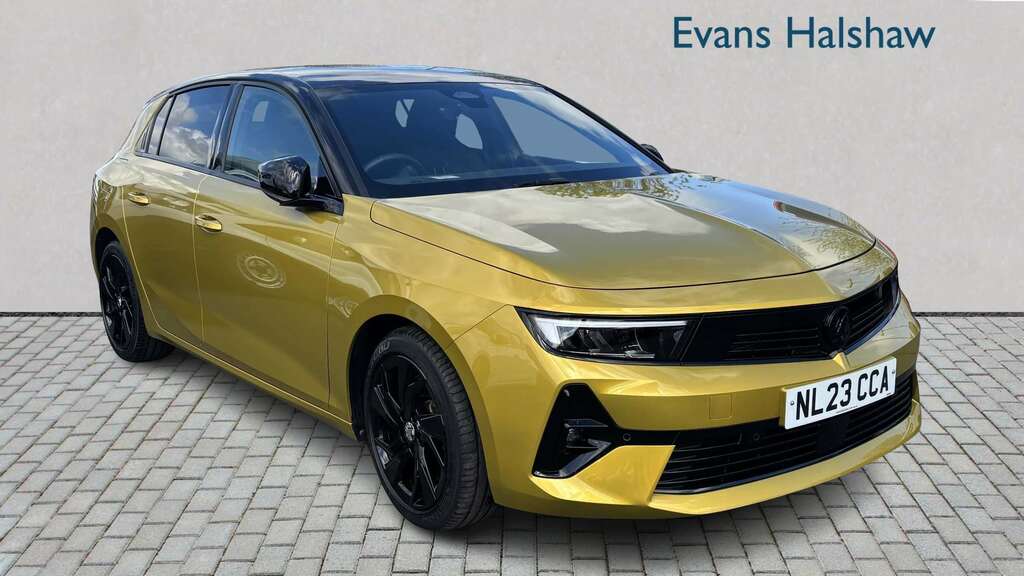 Vauxhall Astra 1.6 Plug-in Hybrid Gs 2023 Yellow