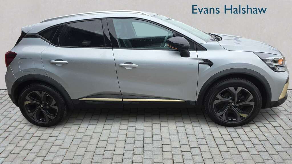 Renault Captur 1.6 E-tech Full Hybrid 145 Engineered 202 SA74XOK Grey #2