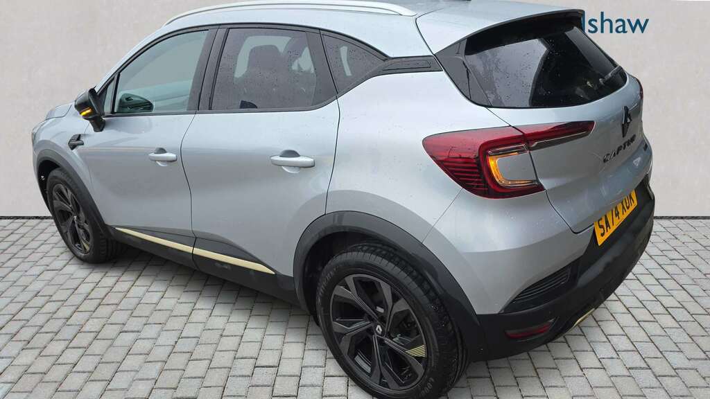 Renault Captur 1.6 E-tech Full Hybrid 145 Engineered 202 Grey