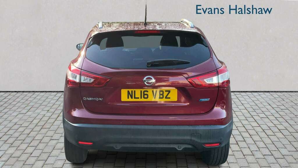 Nissan Qashqai 1.5 Dci N-connecta 2016 NL16VBZ Red #5