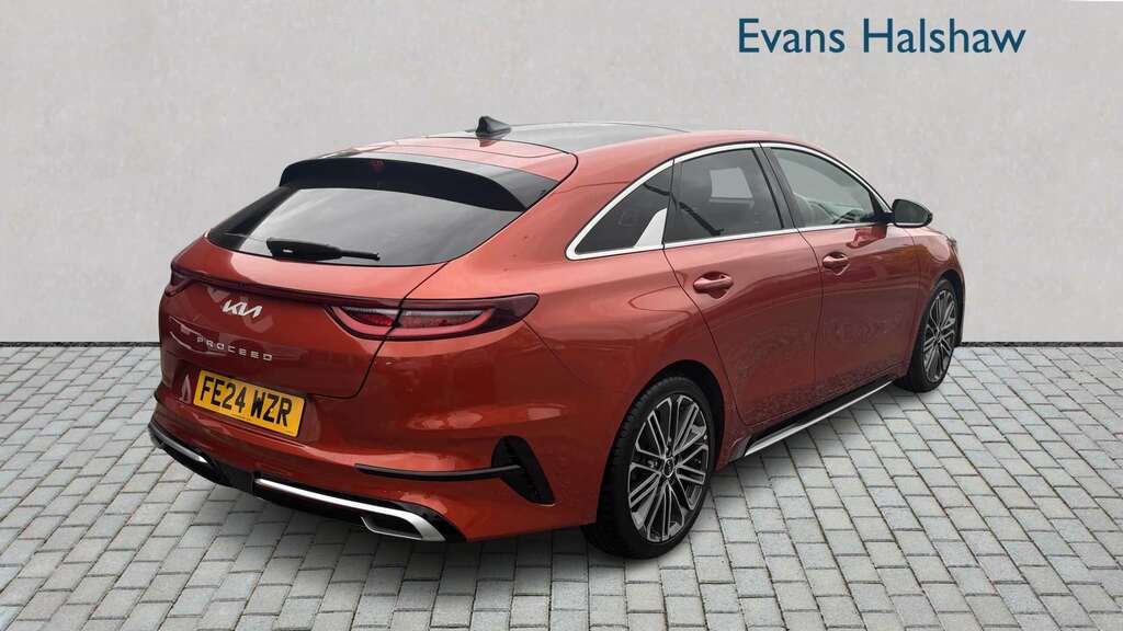 Kia Proceed 1.5T Gdi Isg Gt-line S Dct 2024 FE24WZR Orange #3