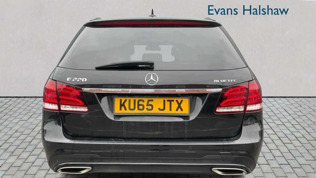 Mercedes-Benz E Class E220 Bluetec Amg Night Ed Premium 7G-tronic 20 KU65JTX Black #5