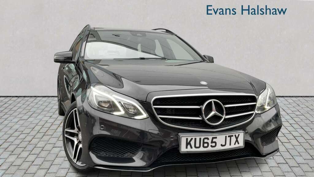 Mercedes-Benz E Class E220 Bluetec Amg Night Ed Premium 7G-tronic 20 Black