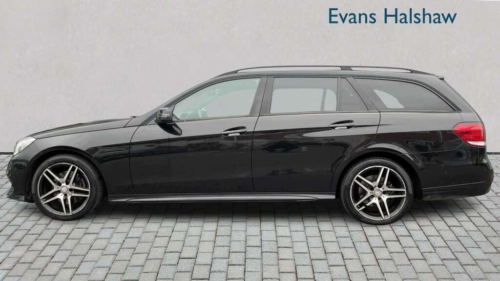 Mercedes-Benz E Class E220 Bluetec Amg Night Ed Premium 7G-tronic 20 KU65JTX Black #3