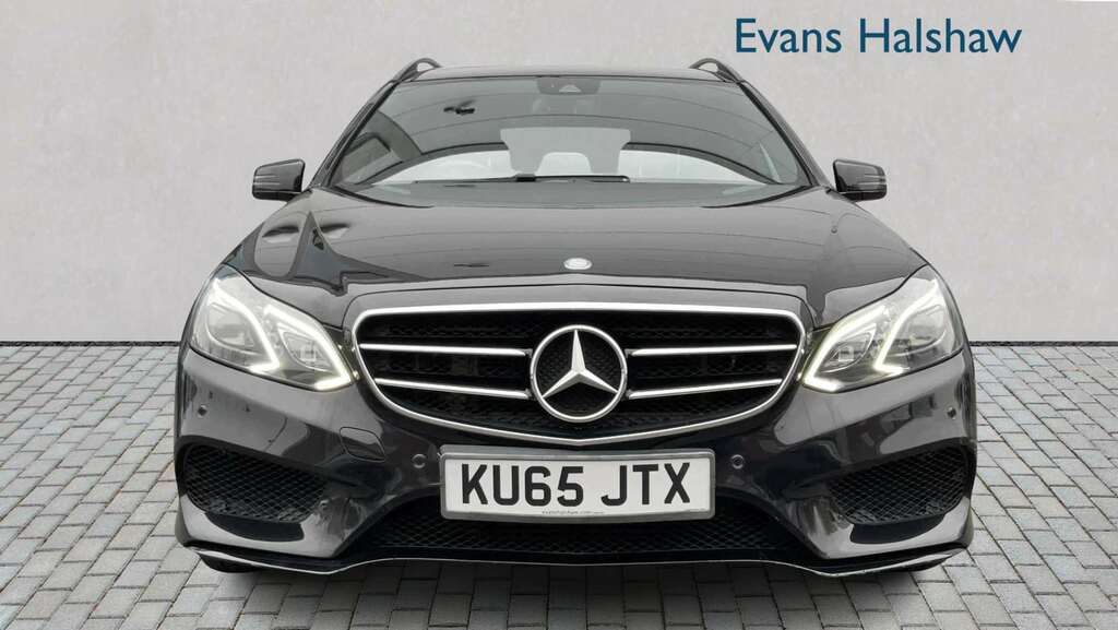 Mercedes-Benz E Class E220 Bluetec Amg Night Ed Premium 7G-tronic 20 KU65JTX Black #4