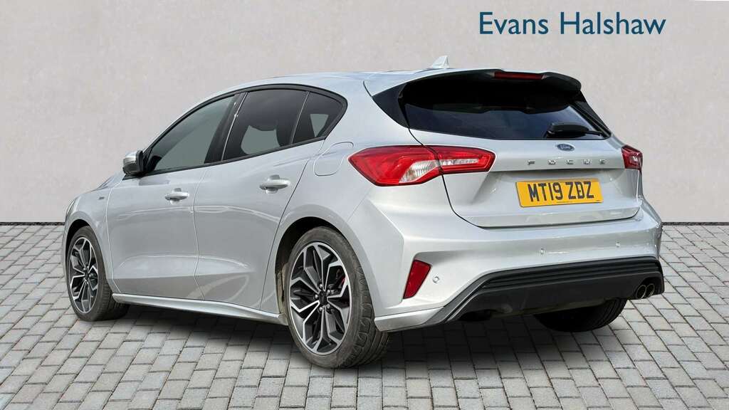 Ford Focus 1.0 Ecoboost 125 St-line X 2019 MT19ZDZ Silver #2