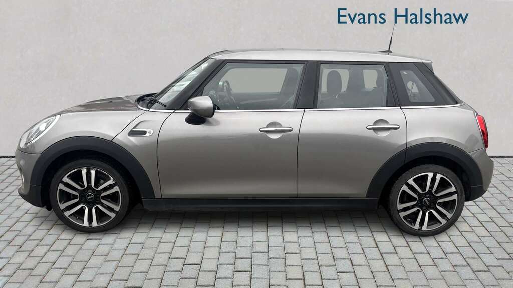Mini Hatch 1.5 Cooper Exclusive II 2020 PE20UVD Silver #3