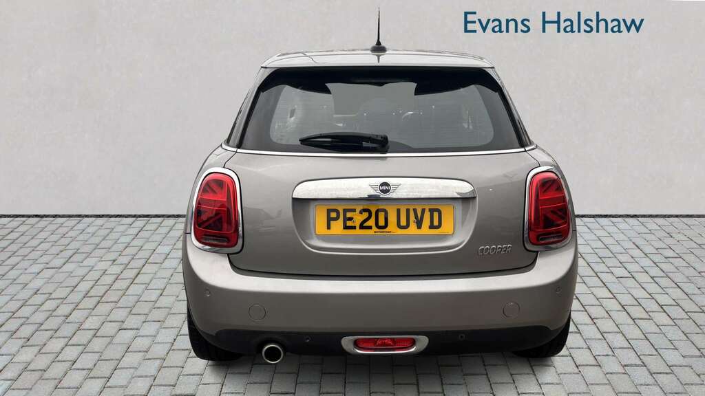 Mini Hatch 1.5 Cooper Exclusive II 2020 PE20UVD Silver #5