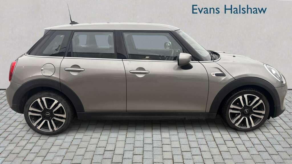 Mini Hatch 1.5 Cooper Exclusive II 2020 PE20UVD Silver #6