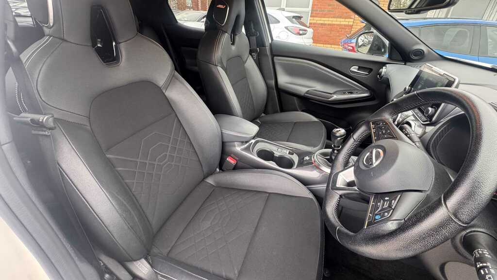 Nissan Juke 1.0 Dig-t Tekna 2020 EA69UMU White #5