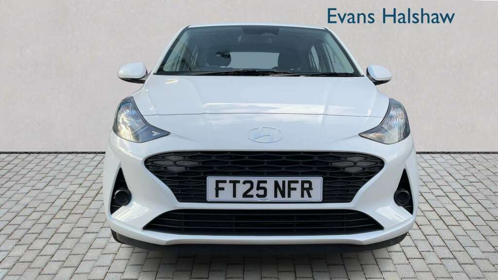 Hyundai I10 1.2 79 Advance Nav 2025 FT25NFR White #4