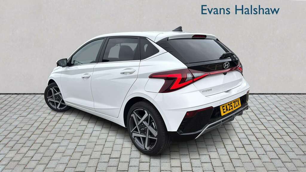 Hyundai I20 1.0T Gdi Premium 2025 EA25ZCX White #2