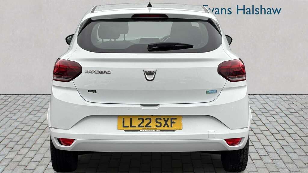 Dacia Sandero 1.0 Tce Bi-fuel Essential 2022 White #4