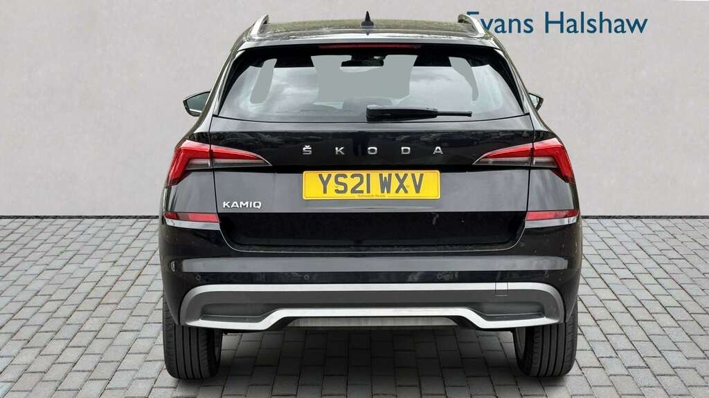 Skoda Kamiq 1.0 Tsi 110 Se L 2021 YS21WXV Black #4