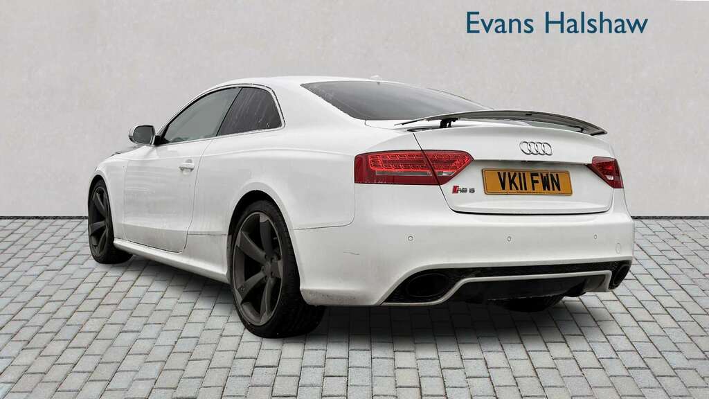 Audi RS5 4.2 Fsi Quattro S Tronic 2011 White #2