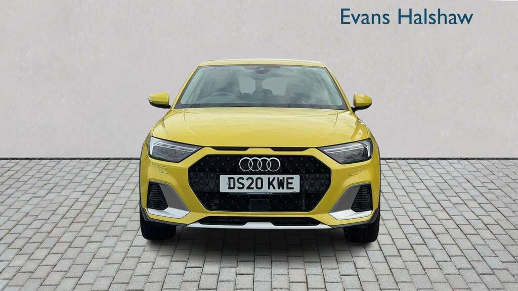Audi A1 30 Tfsi Citycarver 2020 DS20KWE Yellow #4