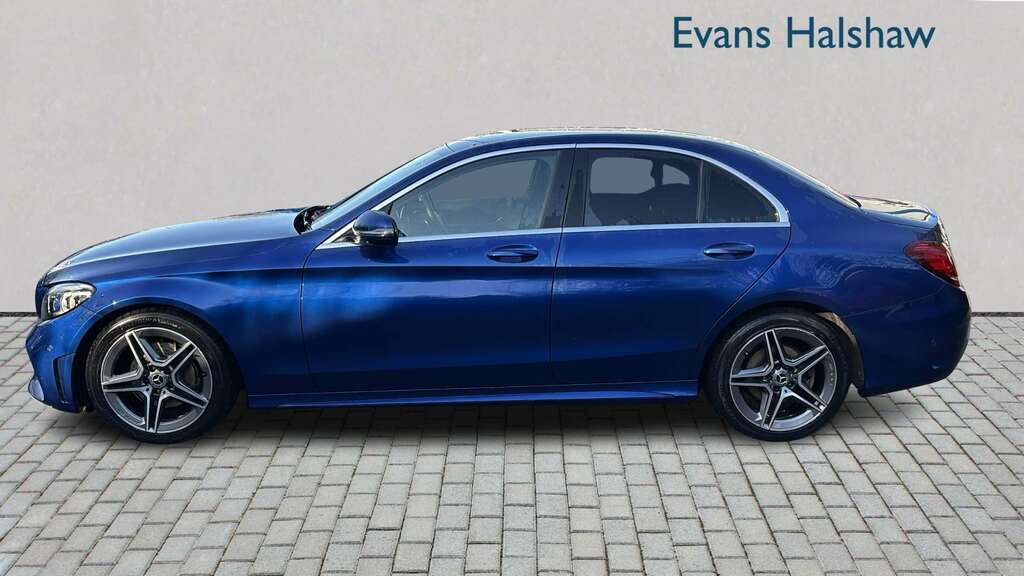 Mercedes-Benz C Class C220d Amg Line Premium 9G-tronic 2019 KM69GVF Blue #2