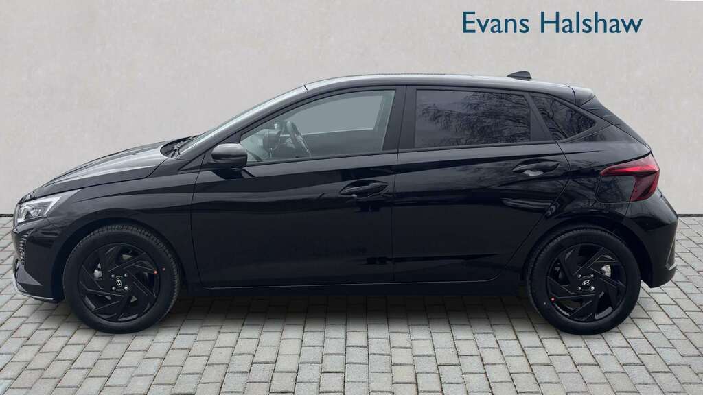Hyundai I20 1.0T Gdi 90 Black Line 2026 YE26EUO Black #3