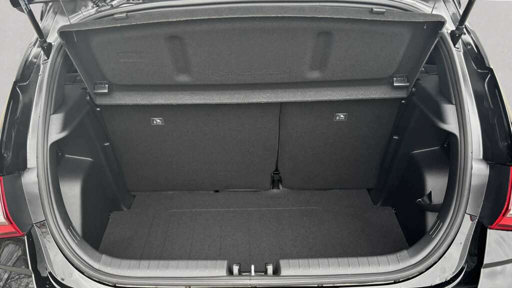 Hyundai I20 1.0T Gdi 90 Black Line 2026 YE26EUO Black #6