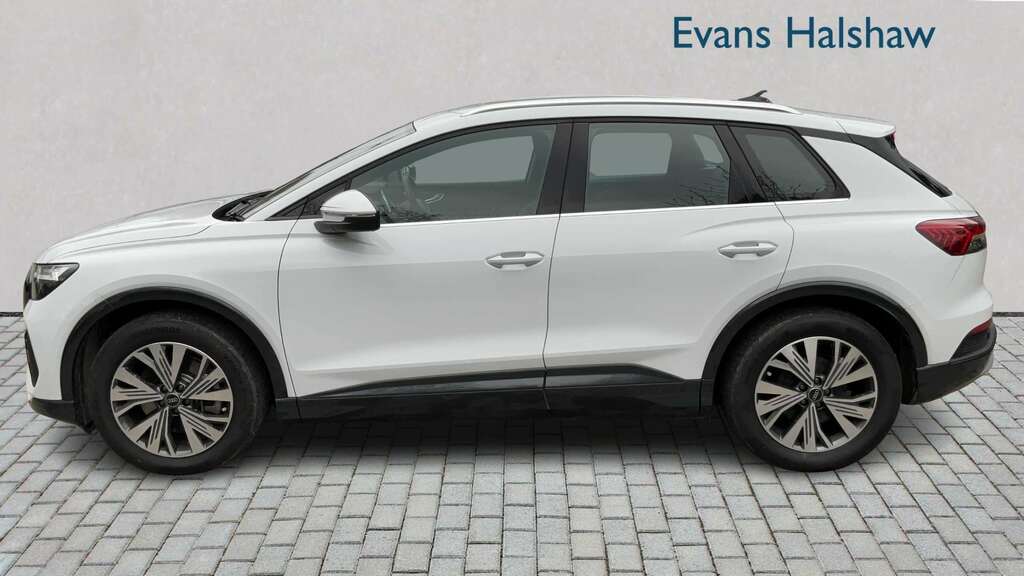 Audi Q4 E Tron 210Kw 45 82Kwh Sport Leather 2024 FD24LMY White #3