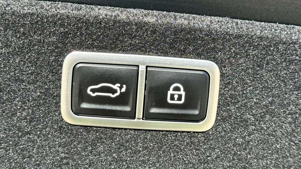 Genesis G80 272Kw Luxury 87.2Kwh Awd 2023 Green #6
