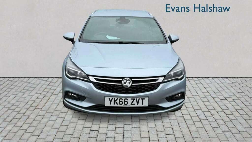 Vauxhall Astra 1.4T 16V 150 Sri 2016 YK66ZVT Silver #2
