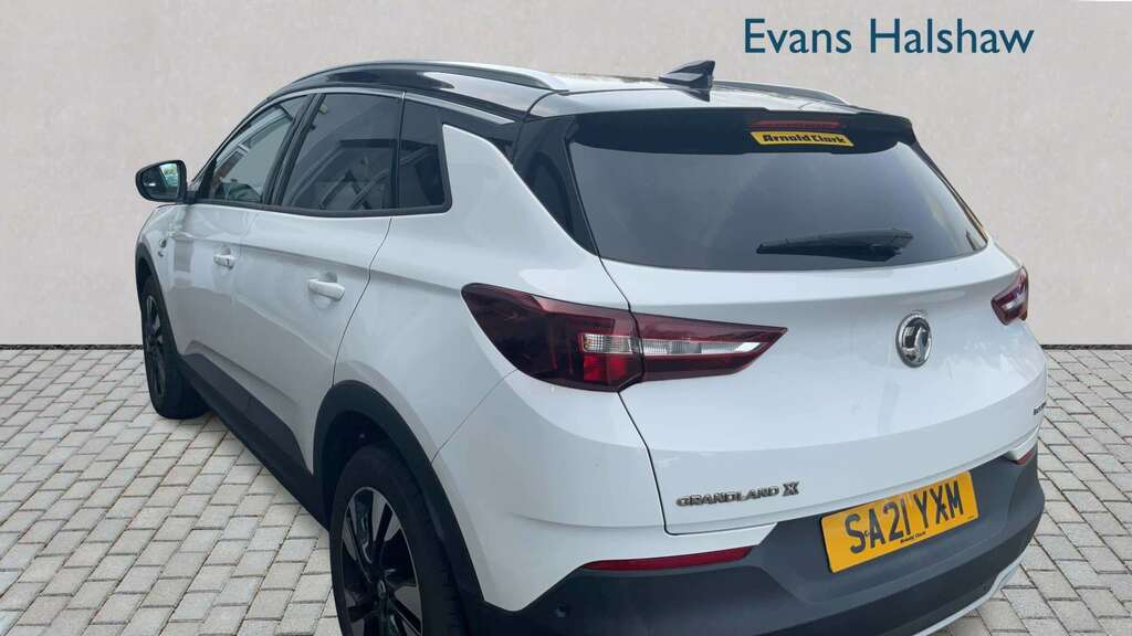 Vauxhall Grandland X 1.2 Turbo Griffin Edition 2021 SA21YXM White #2