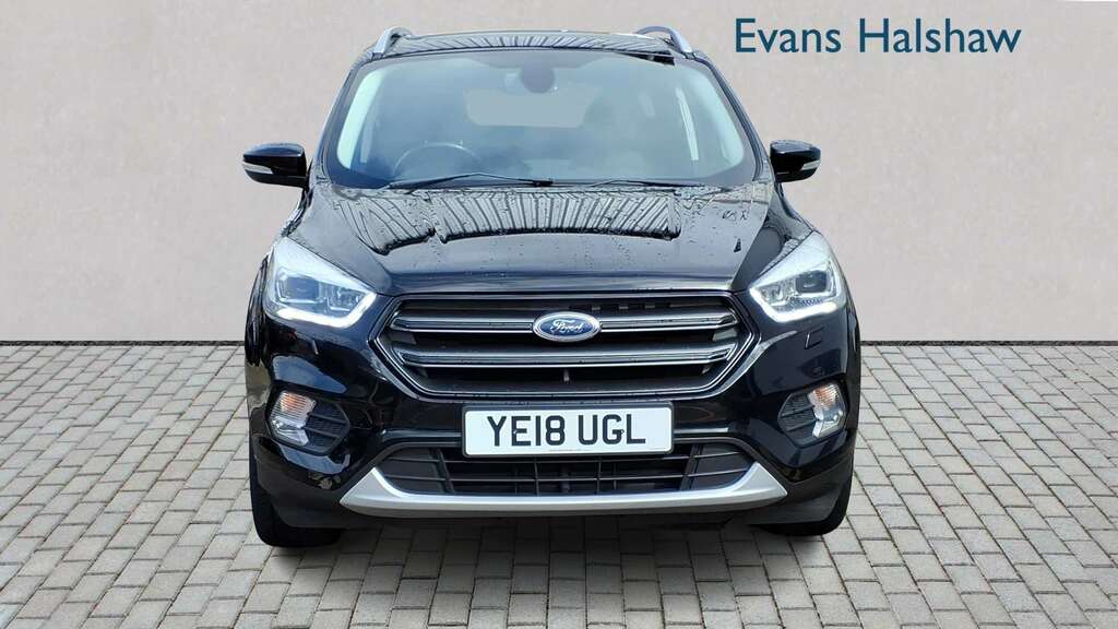 Ford Kuga 2.0 Tdci Titanium X 2Wd 2018 YE18UGL Black #4