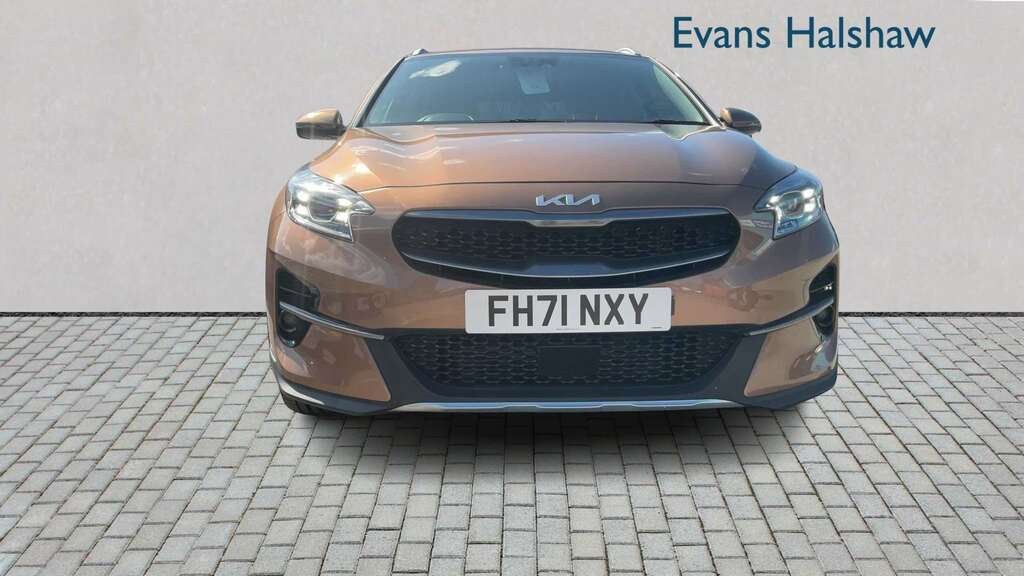 Kia Xceed 1.5T Gdi Isg 3 Dct 2022 FH71NXY Brown #4