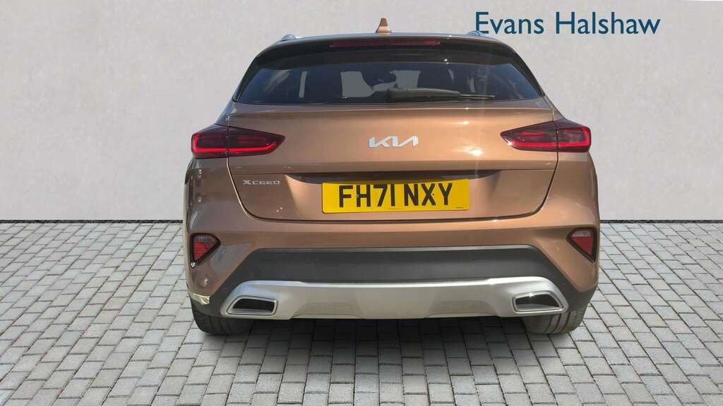 Kia Xceed 1.5T Gdi Isg 3 Dct 2022 FH71NXY Brown #5