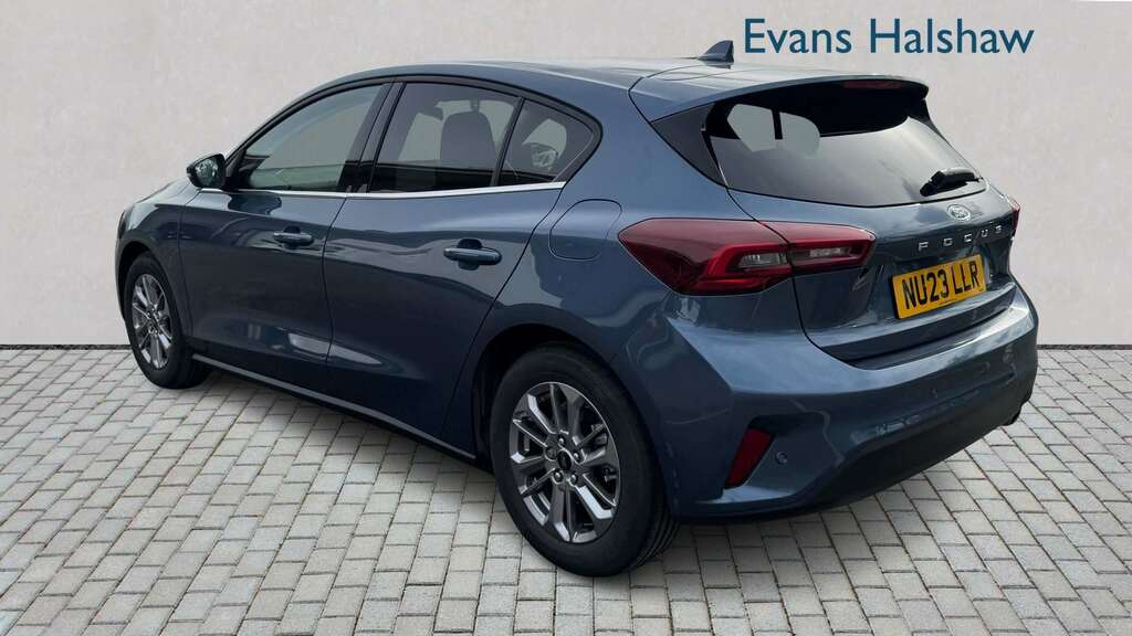 Ford Focus 1.0 Ecoboost Hybrid Mhev 155 Titanium 2023 NU23LLR Blue #5
