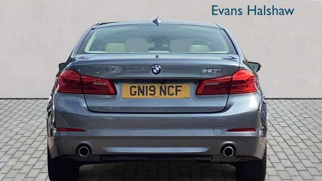 BMW 5 Series 520I Se 2019 GN19NCF  #5