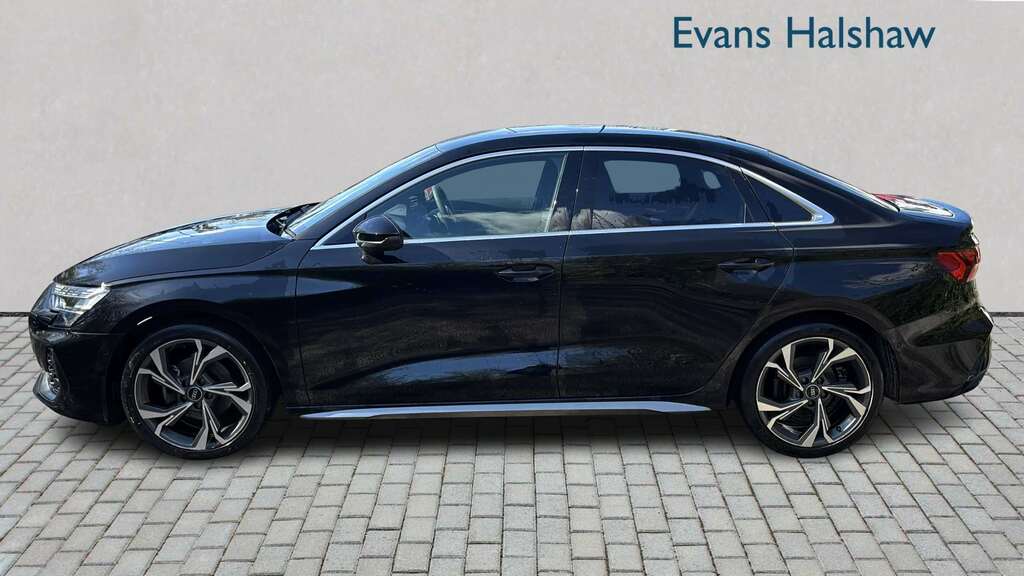 Audi A3 35 Tfsi S Line S Tronic 2024 GMZ1051 Black #3