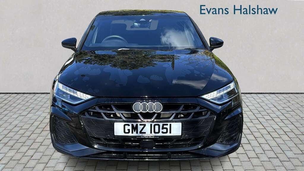 Audi A3 35 Tfsi S Line S Tronic 2024 GMZ1051 Black #4
