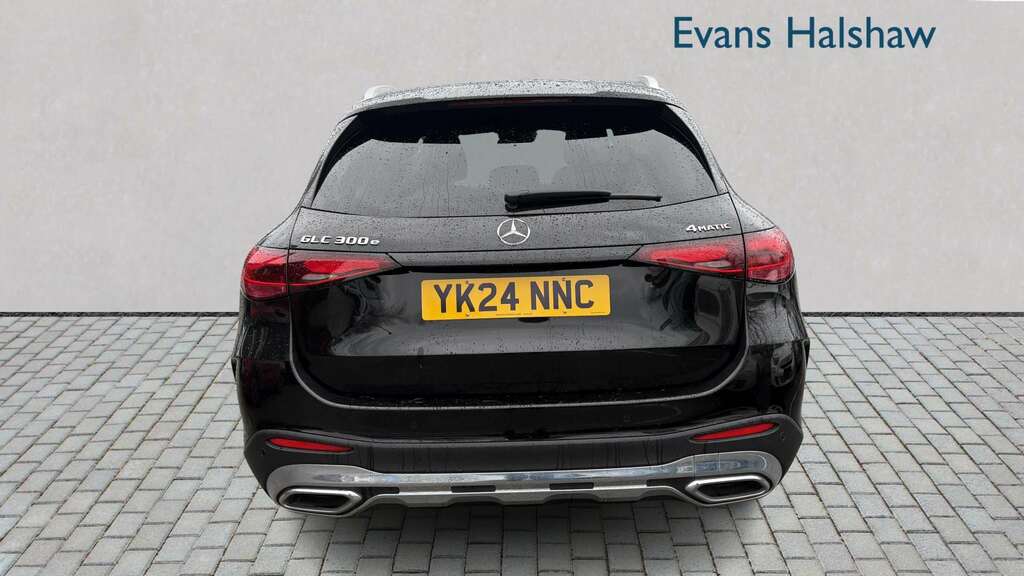 Mercedes-Benz GLC Class 300E 4Matic Amg Line 9G-tronic 2024 YK24NNC Black #4