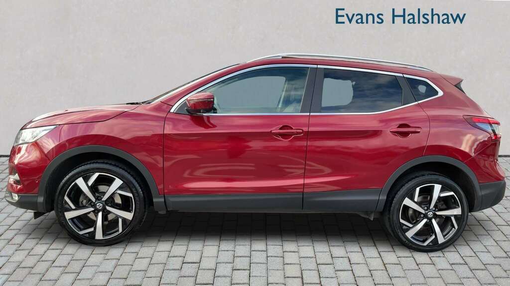 Nissan Qashqai 1.6 Dig-t Tekna 2017 BG67RVM Red #3