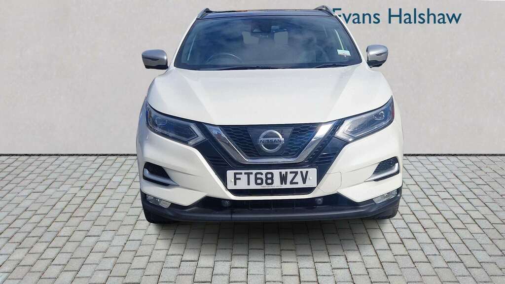 Nissan Qashqai 1.2 Dig-t Tekna 2019 White #4