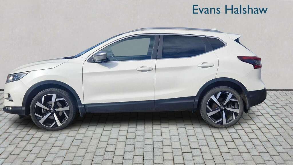 Nissan Qashqai 1.2 Dig-t Tekna 2019 White #3